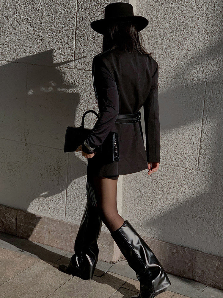 TASSEL BLACK BLAZER