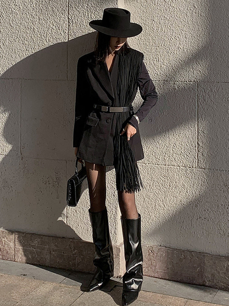 TASSEL BLACK BLAZER