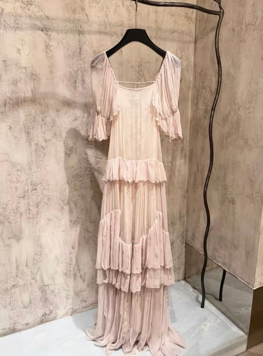 LOVE ME SLOWLY MAXI DRESS