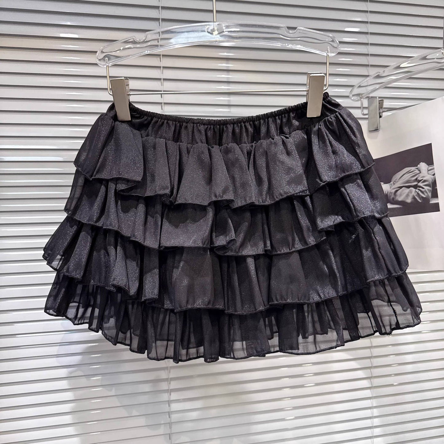 THE MONOCHROME MUSE SET - BLACK