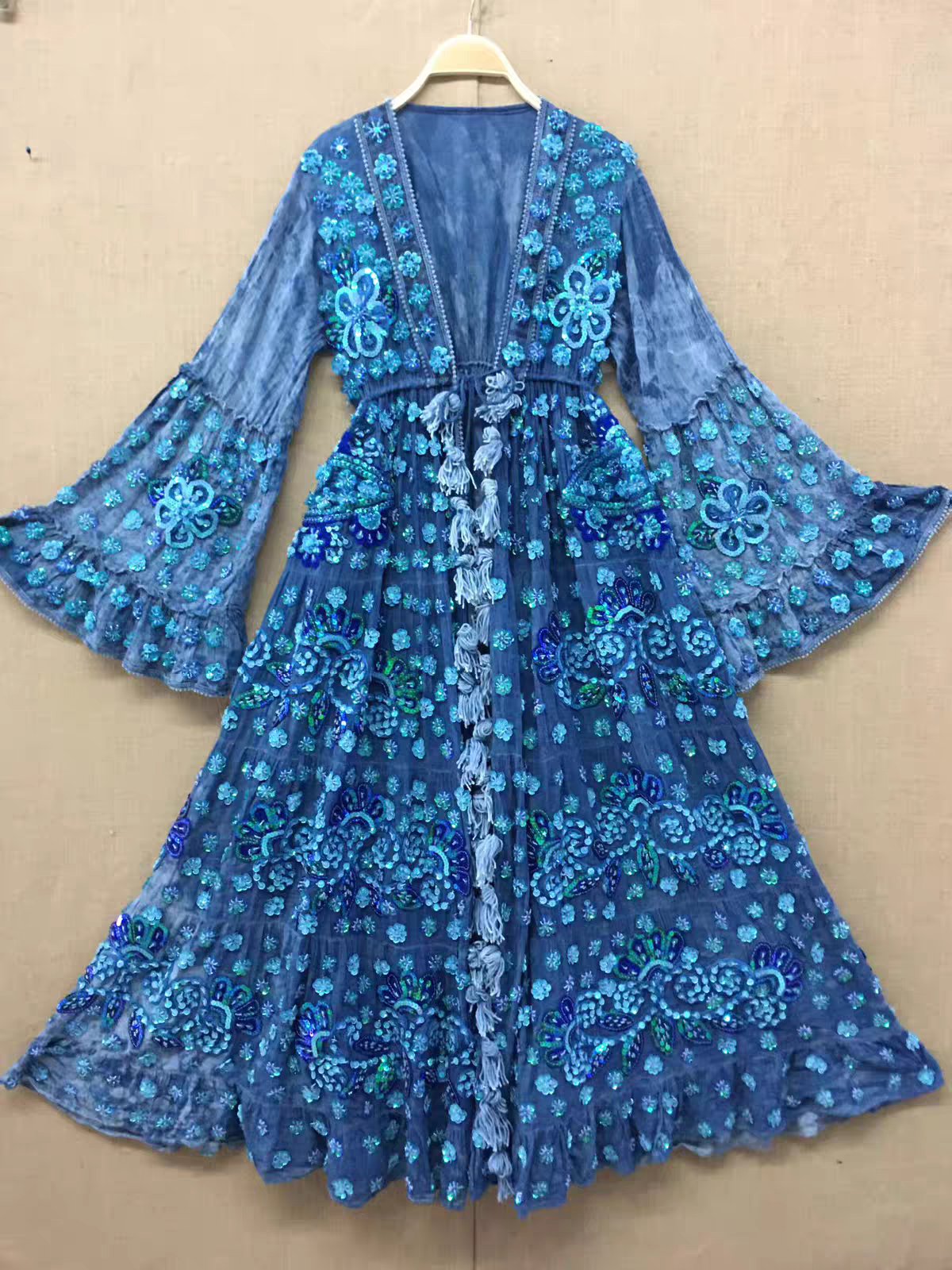 AZURE JEWEL EMBELLISHED KIMONO