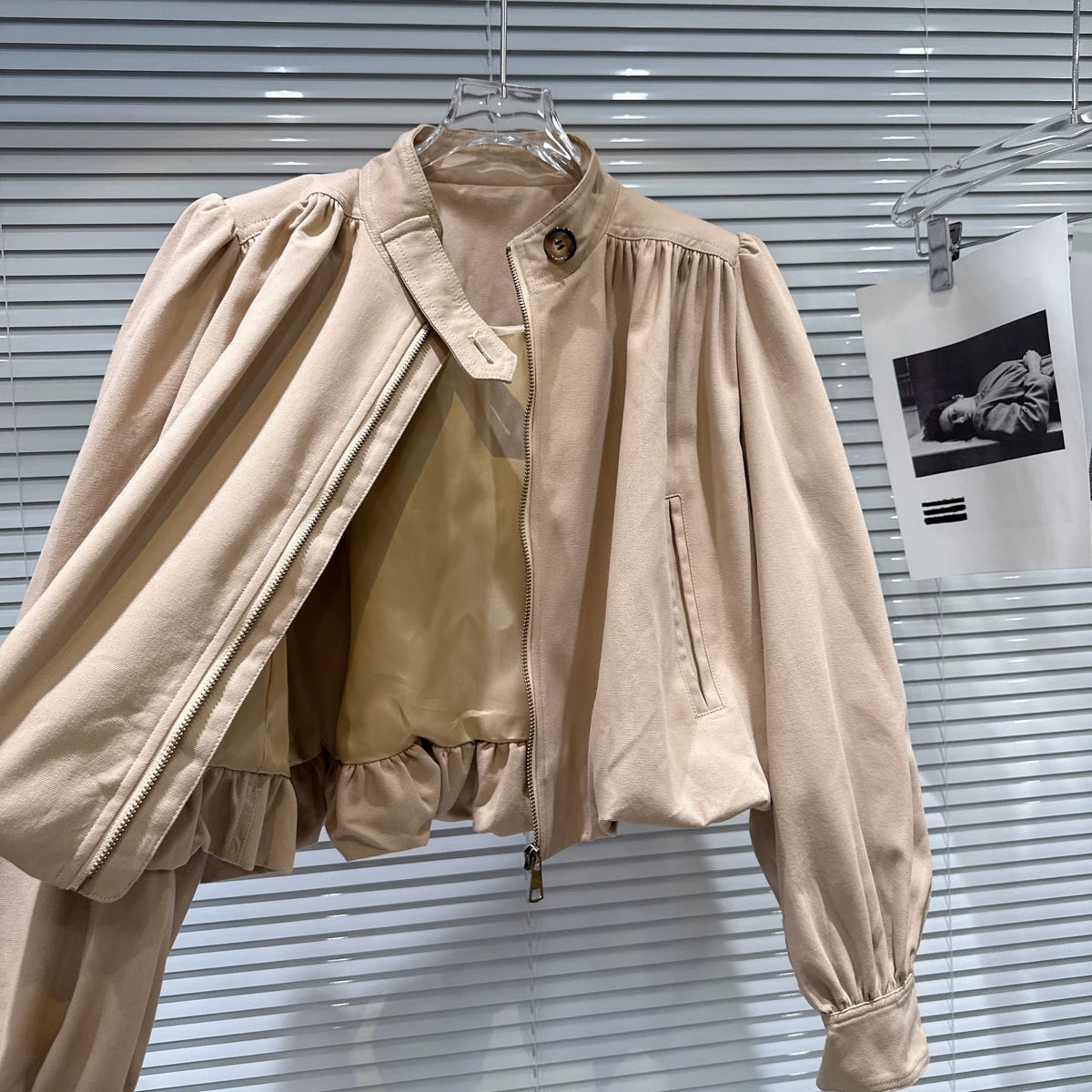 THE SIENNA GATHERED BOMBER