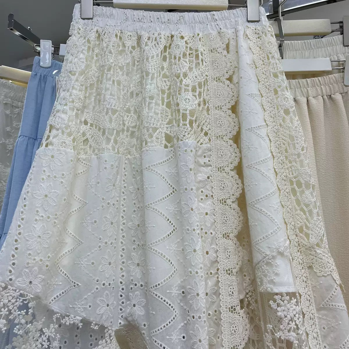 LACE AFFAIR IRREGULAR SKIRT