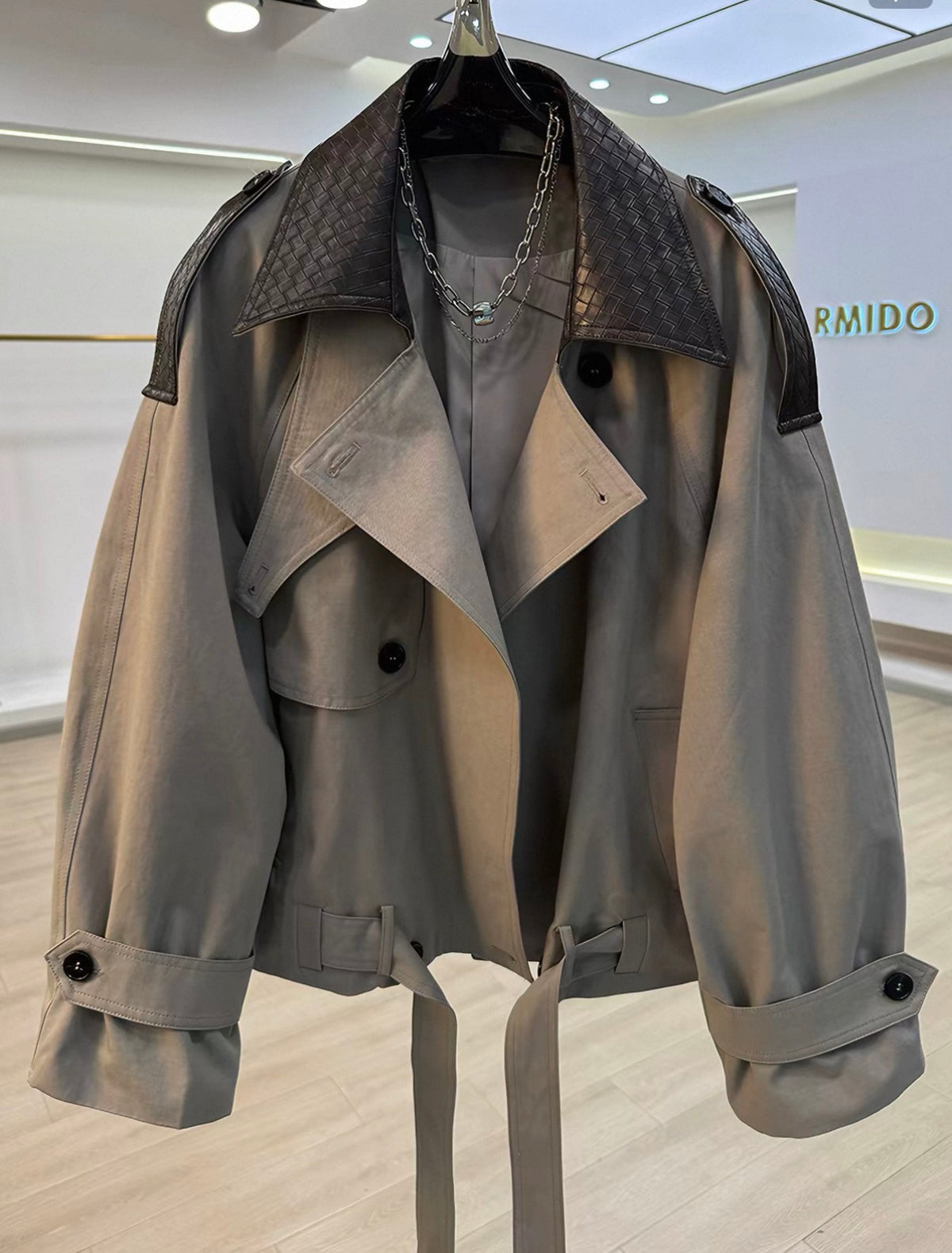 THE DOWNTOWN TRENCH JACKET