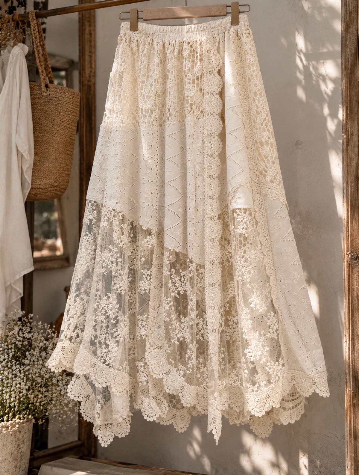 LACE AFFAIR IRREGULAR SKIRT