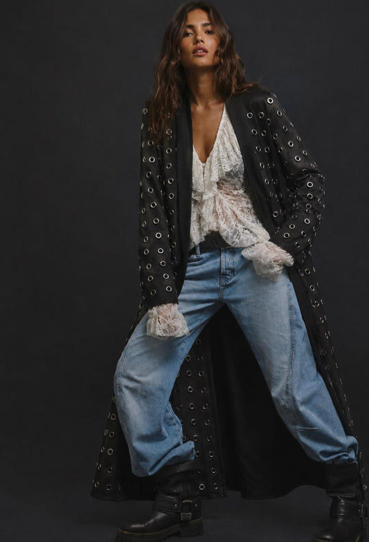 THE ONYX EYELET KIMONO
