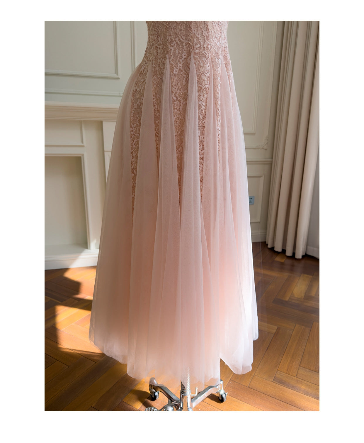 BLUSH ÉTOILE DRESS