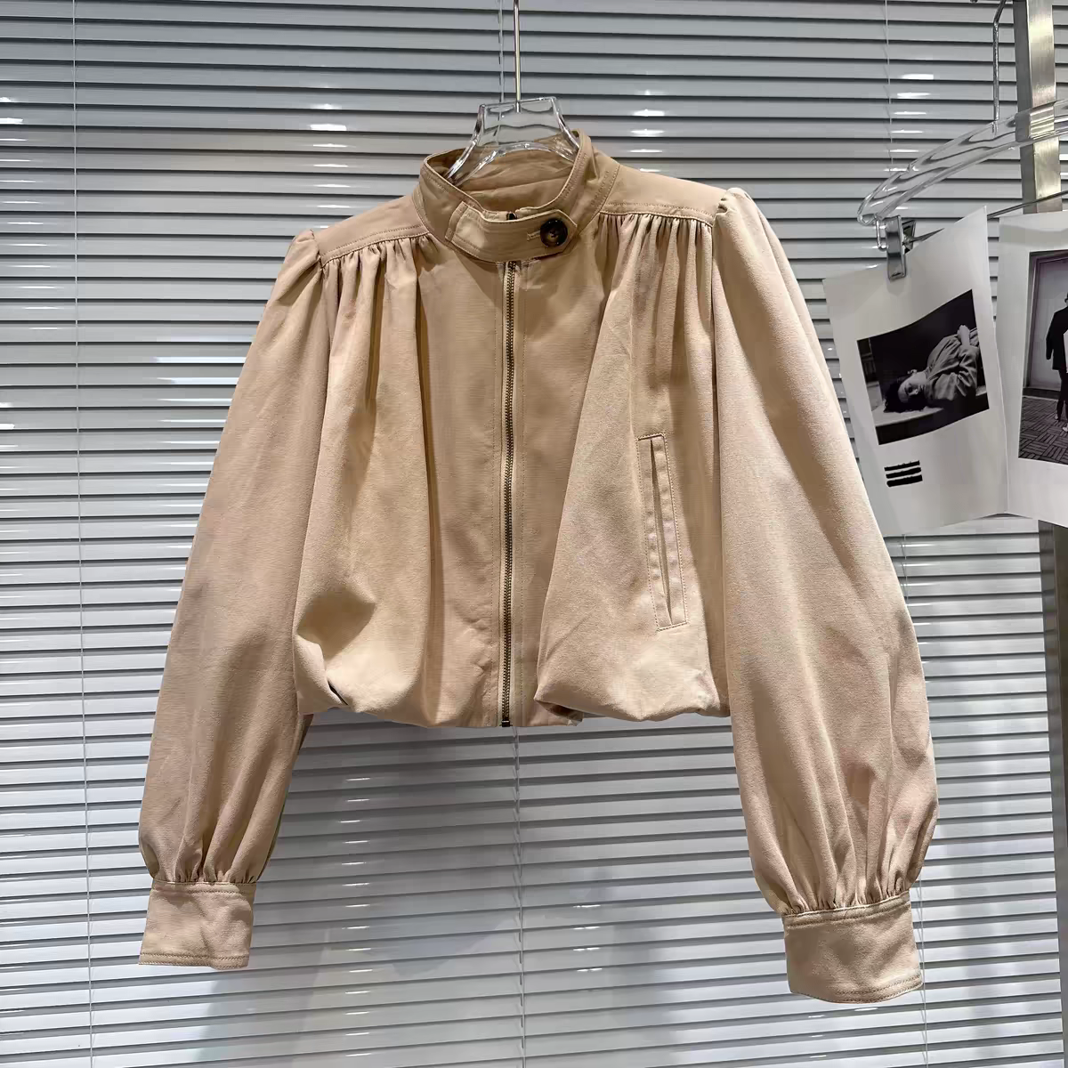 THE SIENNA GATHERED BOMBER