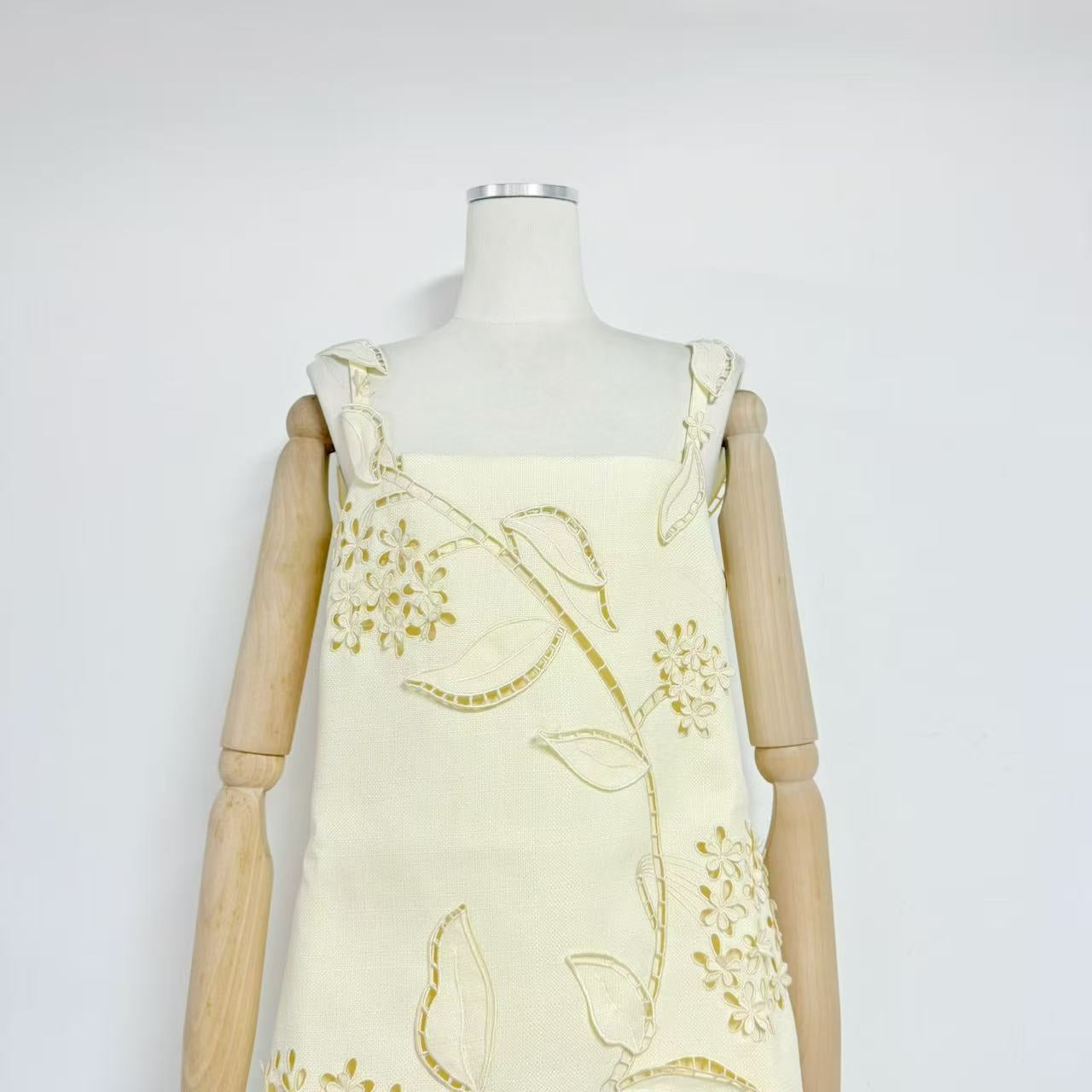 BOTANICAL MUSE DRESS - IVORY