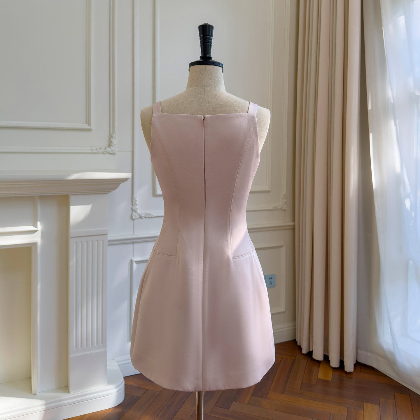 THE ELOISE MINI