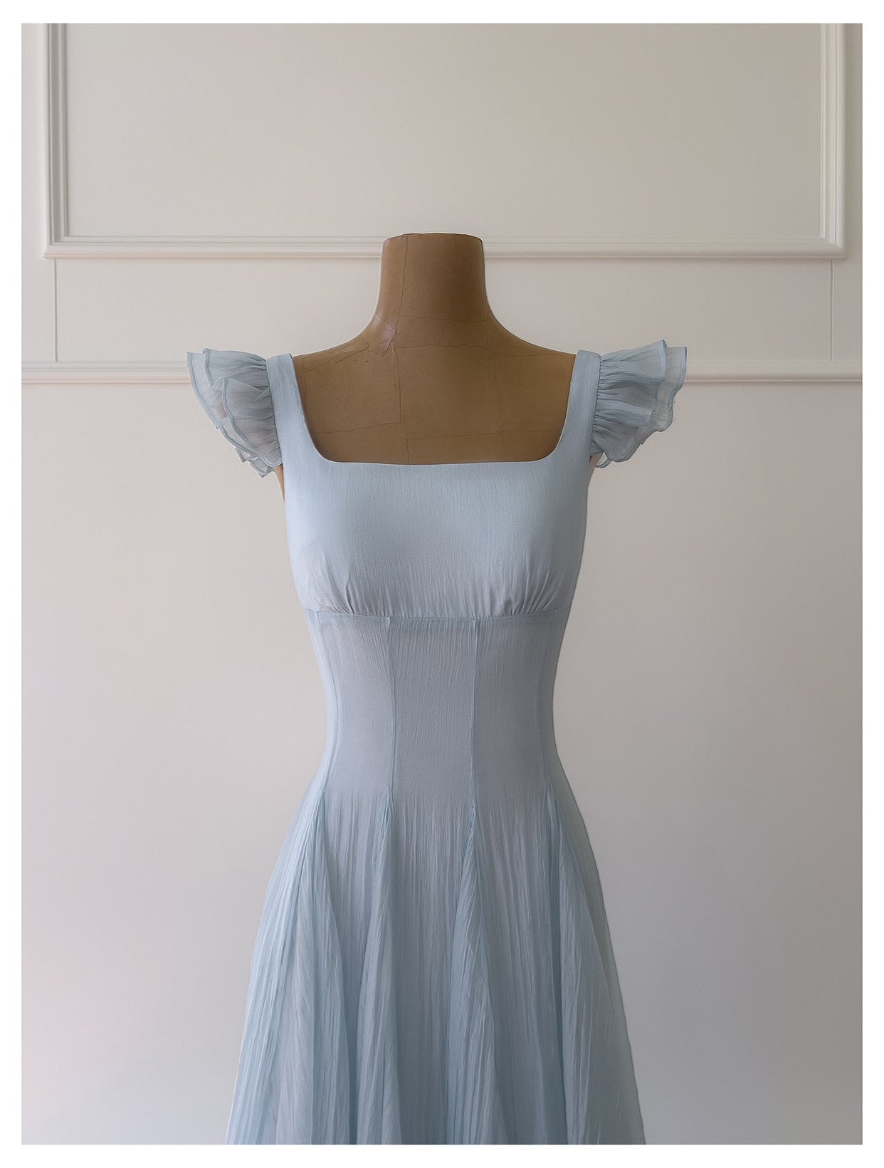 ISELLE DRESS - BLUE
