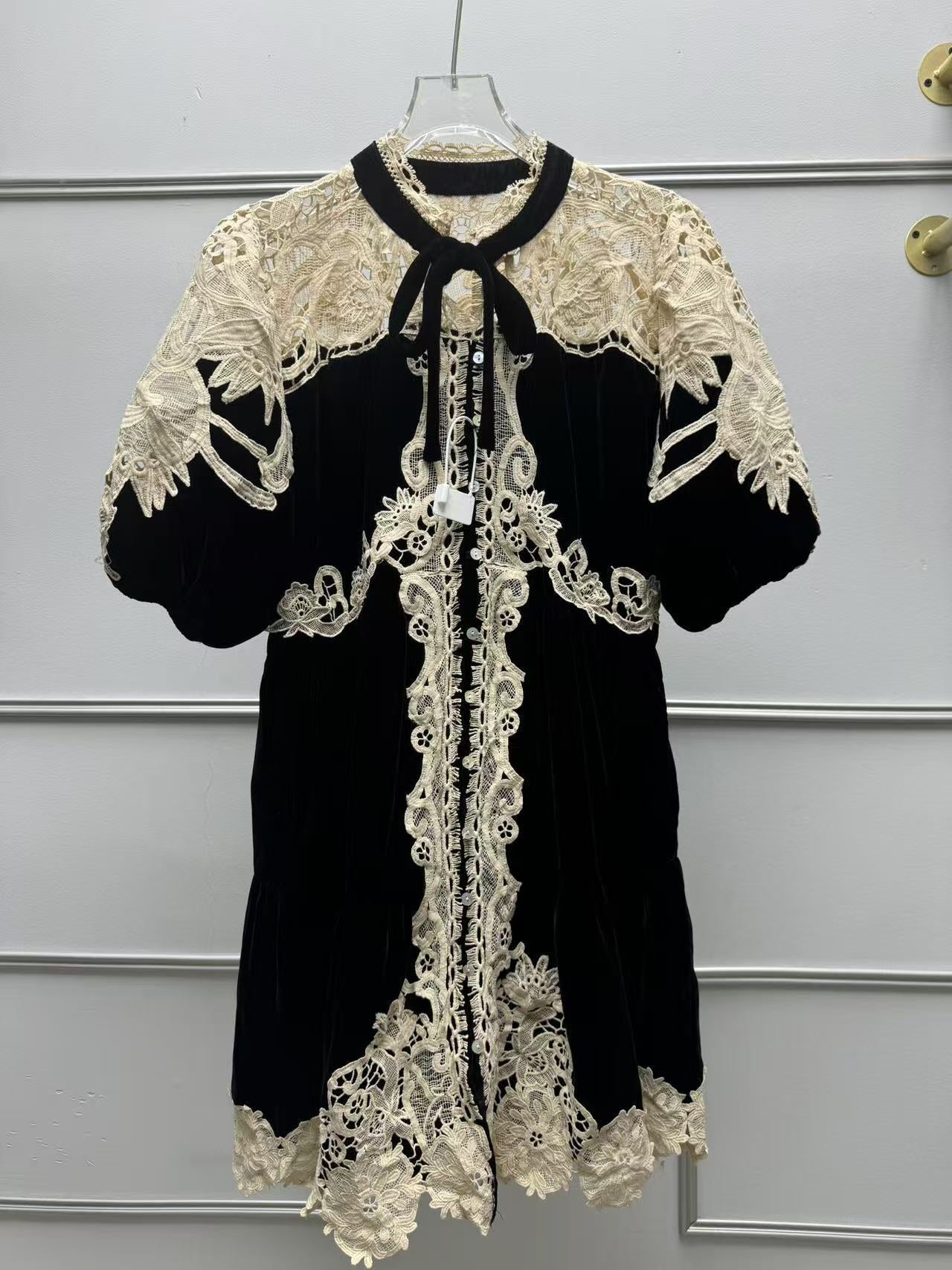 THE MIDNIGHT LACE DRESS
