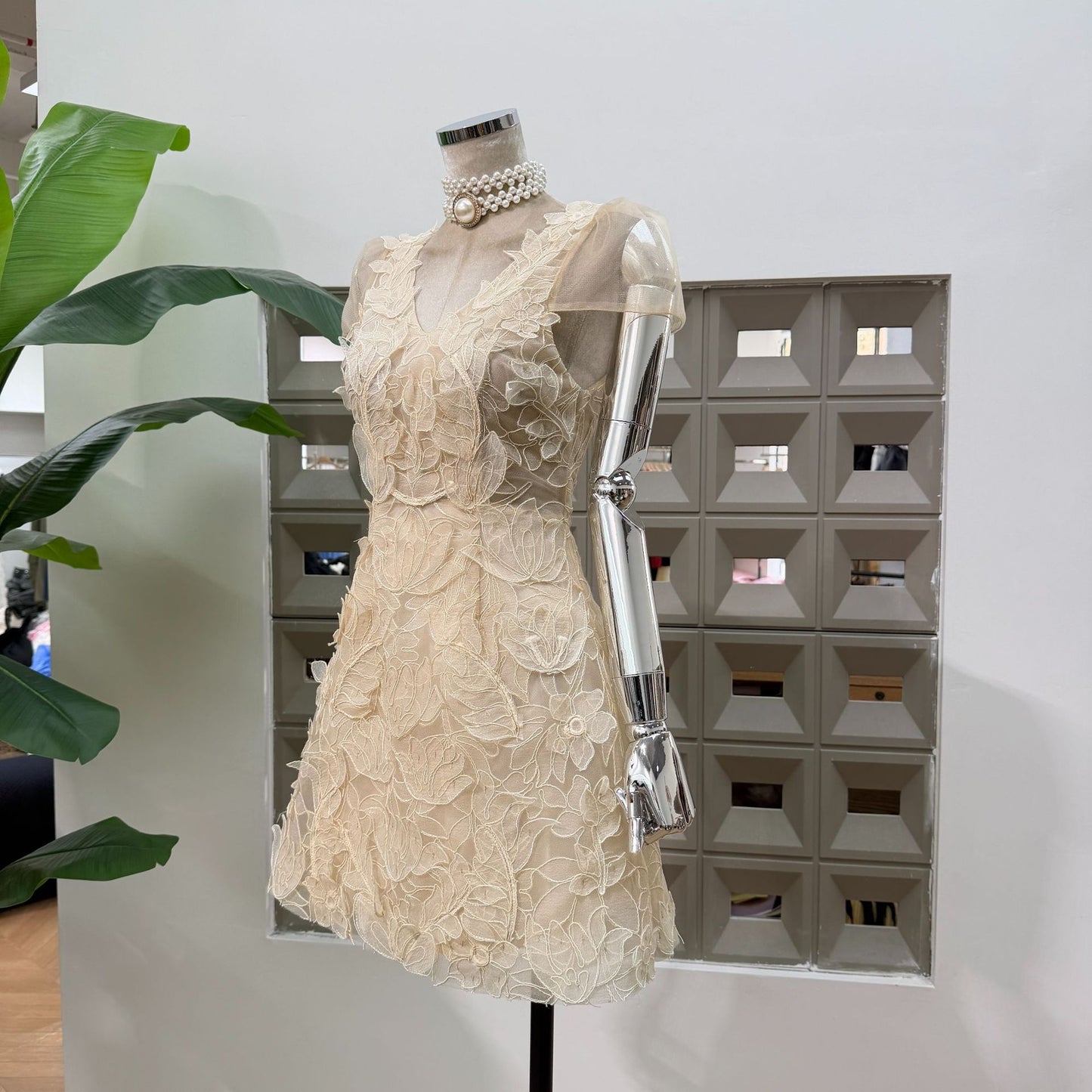 ELOWEN DRESS - IVORY