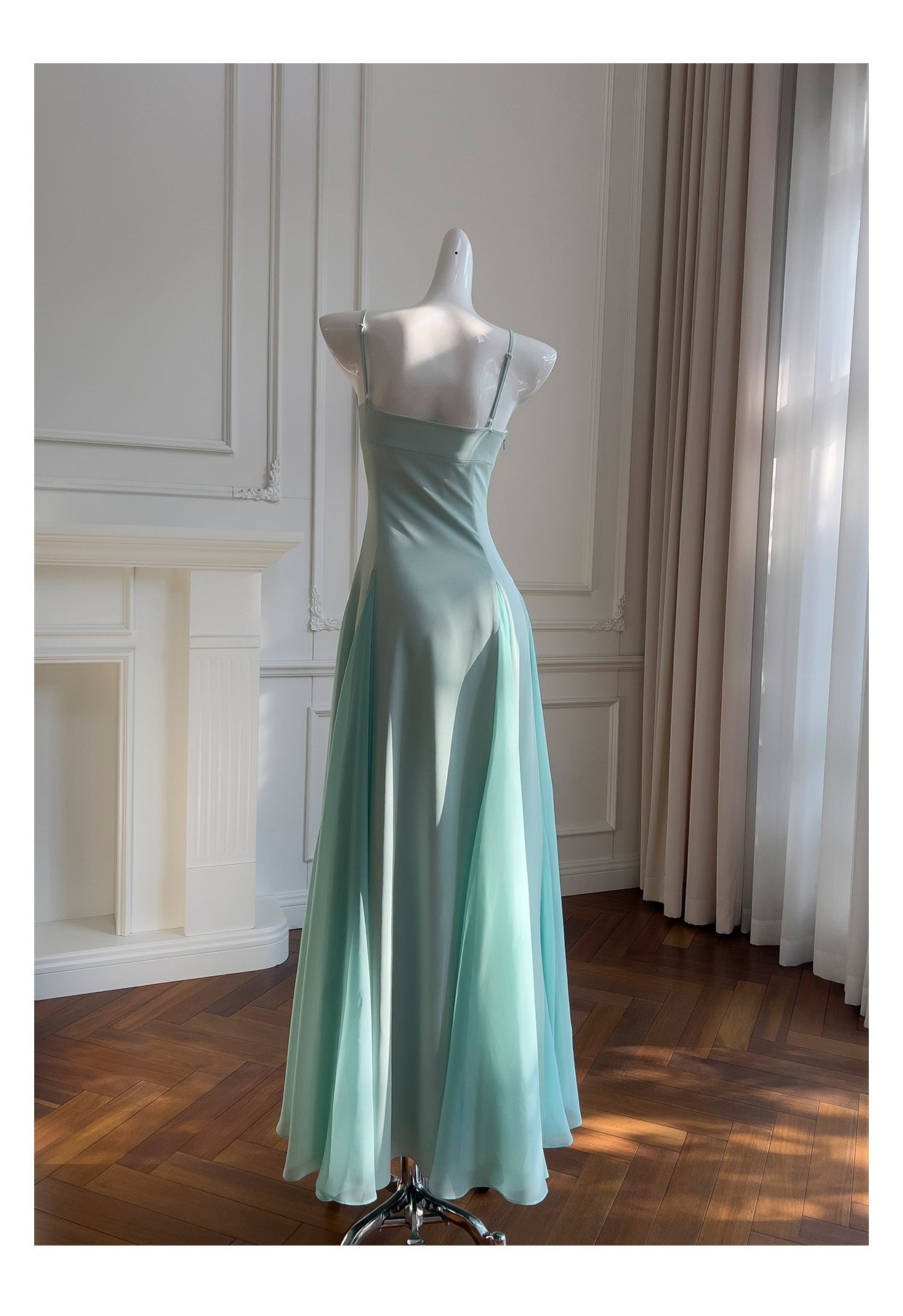 SOFT POWER DRESS - MINT
