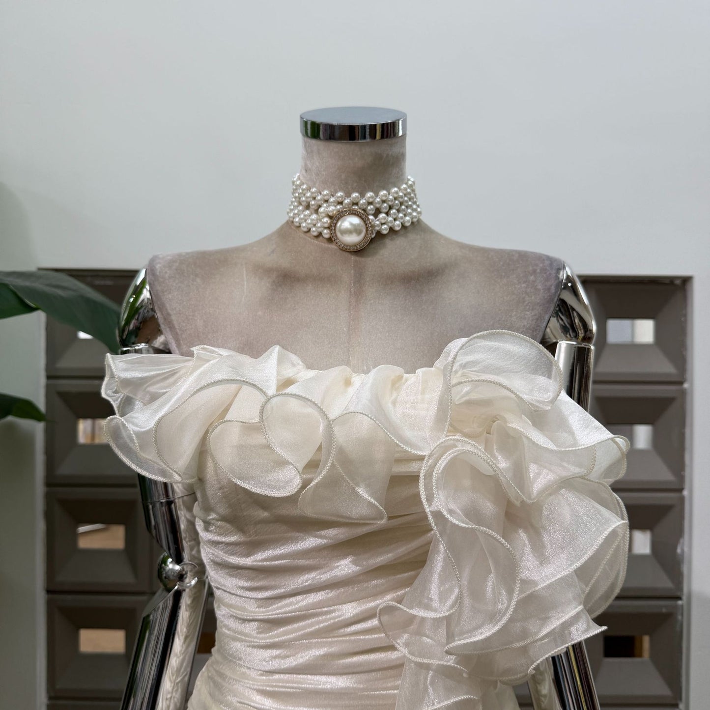 THE VERONA DRESS - IVORY