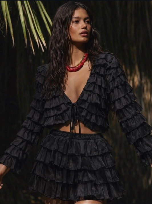 THE MONOCHROME MUSE SET - BLACK