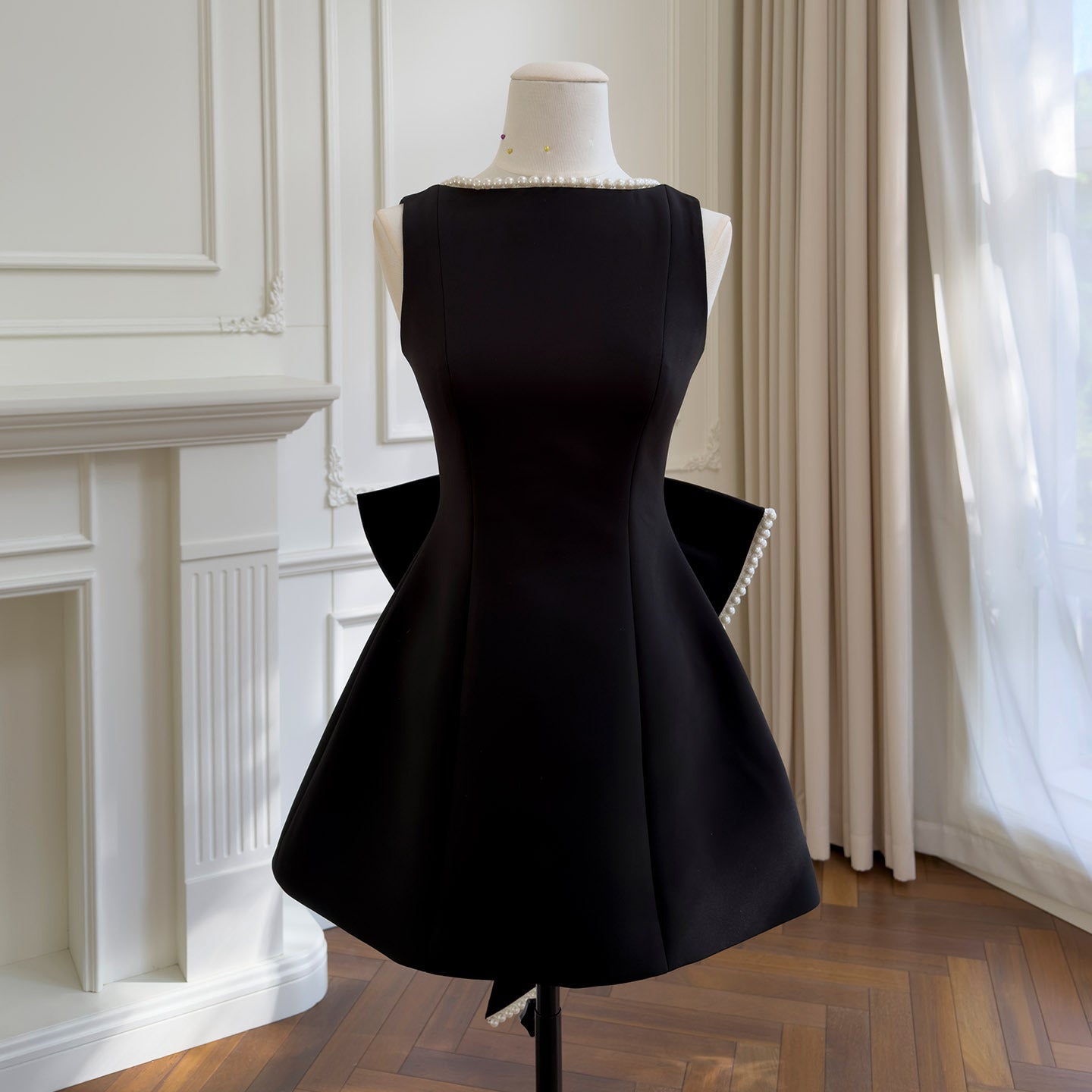 PEARL NOIR DRESS