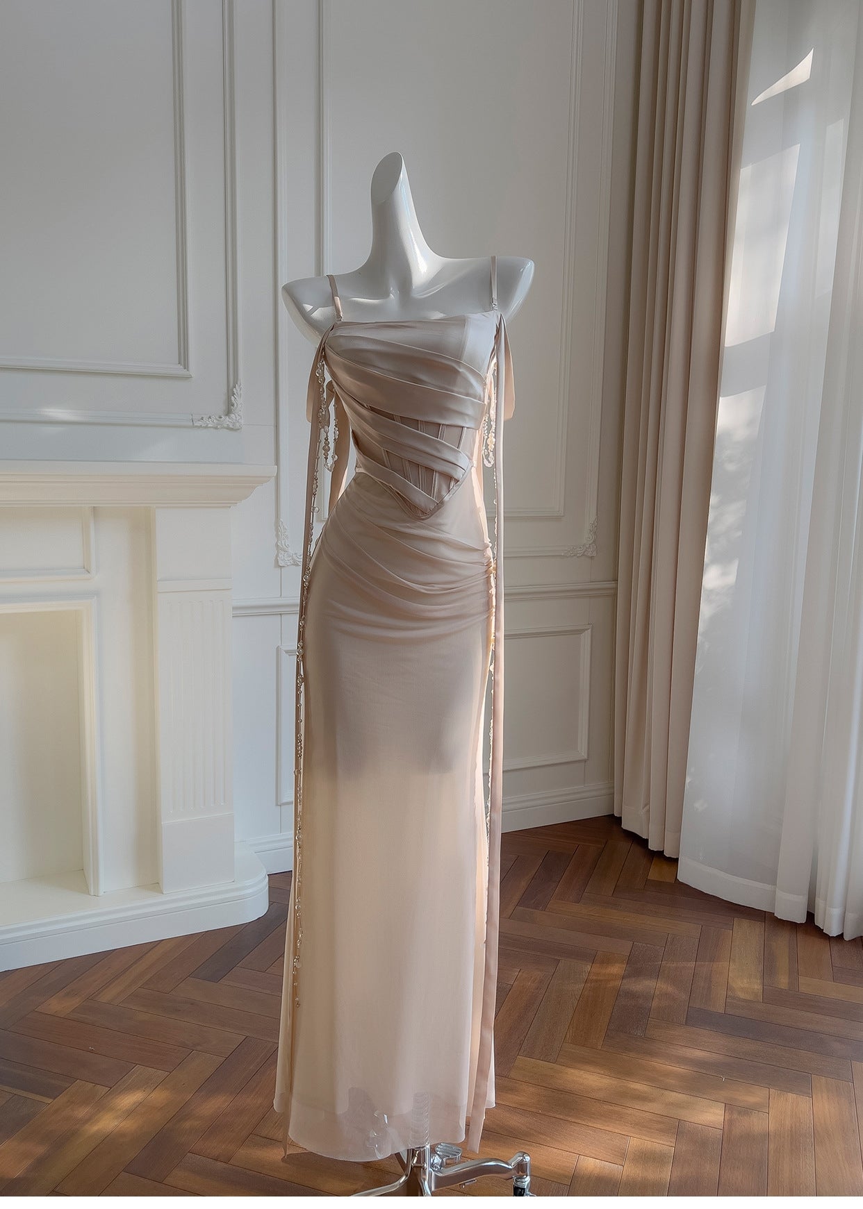 CHAMPAIGNE WHISPER DRESS