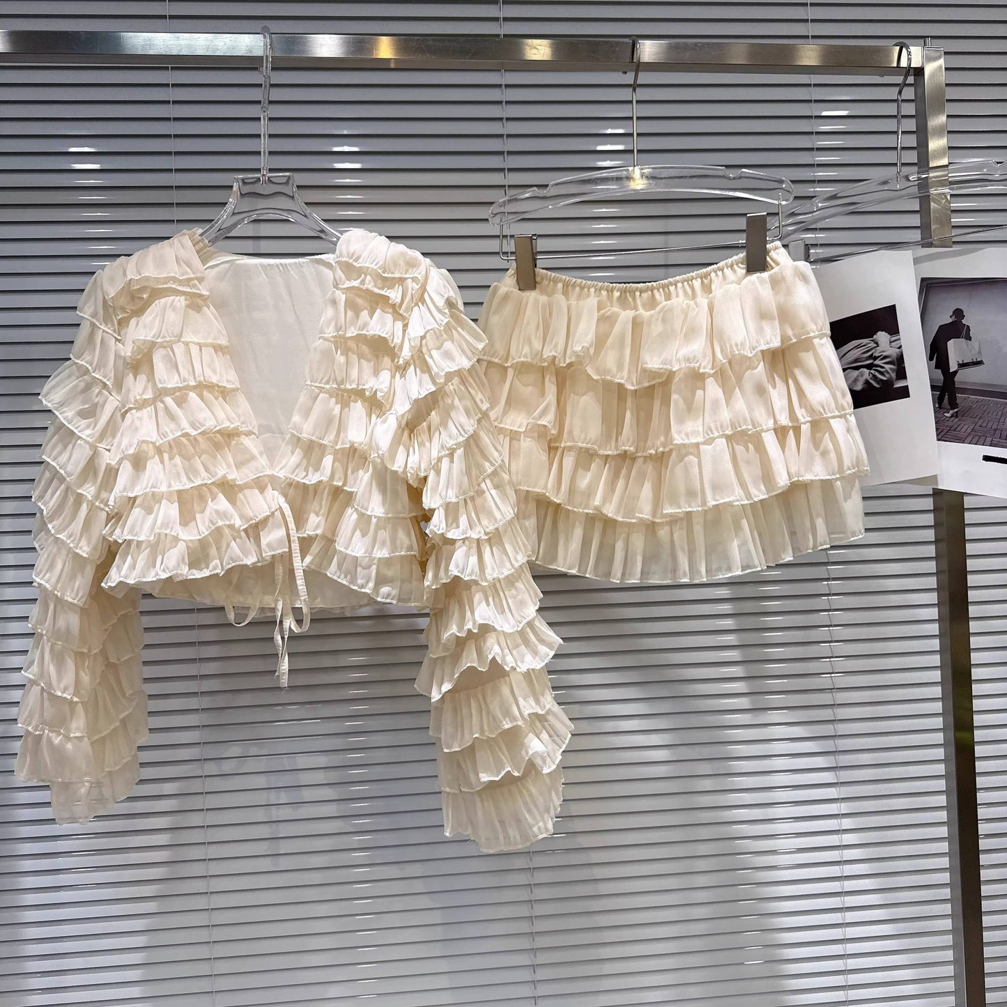 THE MONOCHROME MUSE SET - IVORY