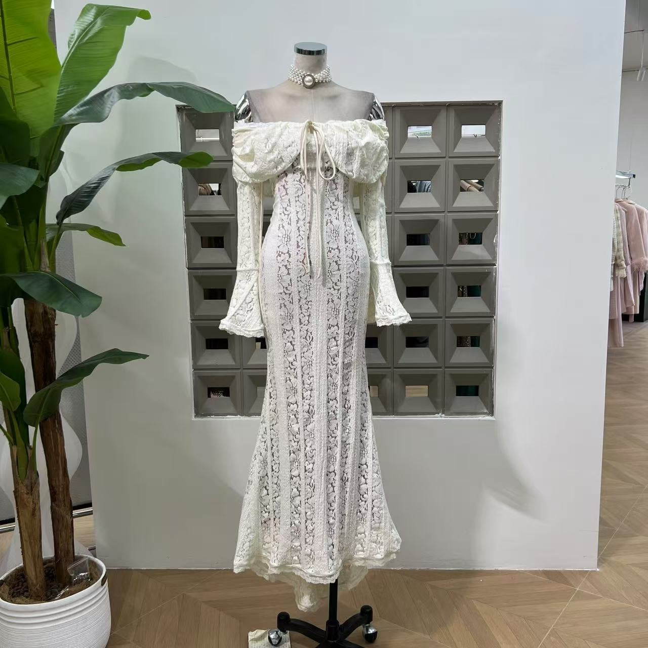 LUNARIA DRESS