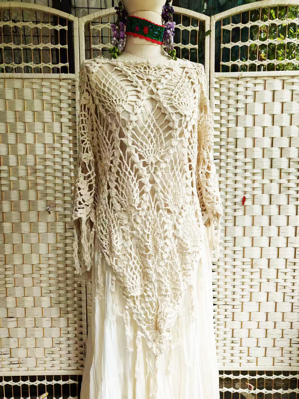 SOLSTICE CROCHET CAPE