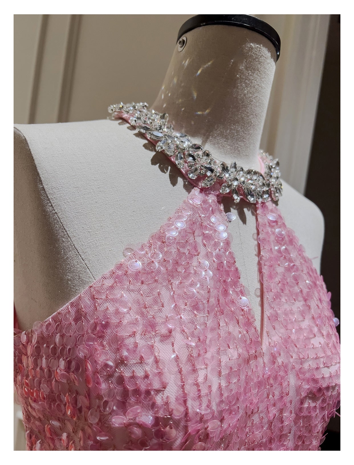 ROSÉ CRYSTAL MINI DRESS