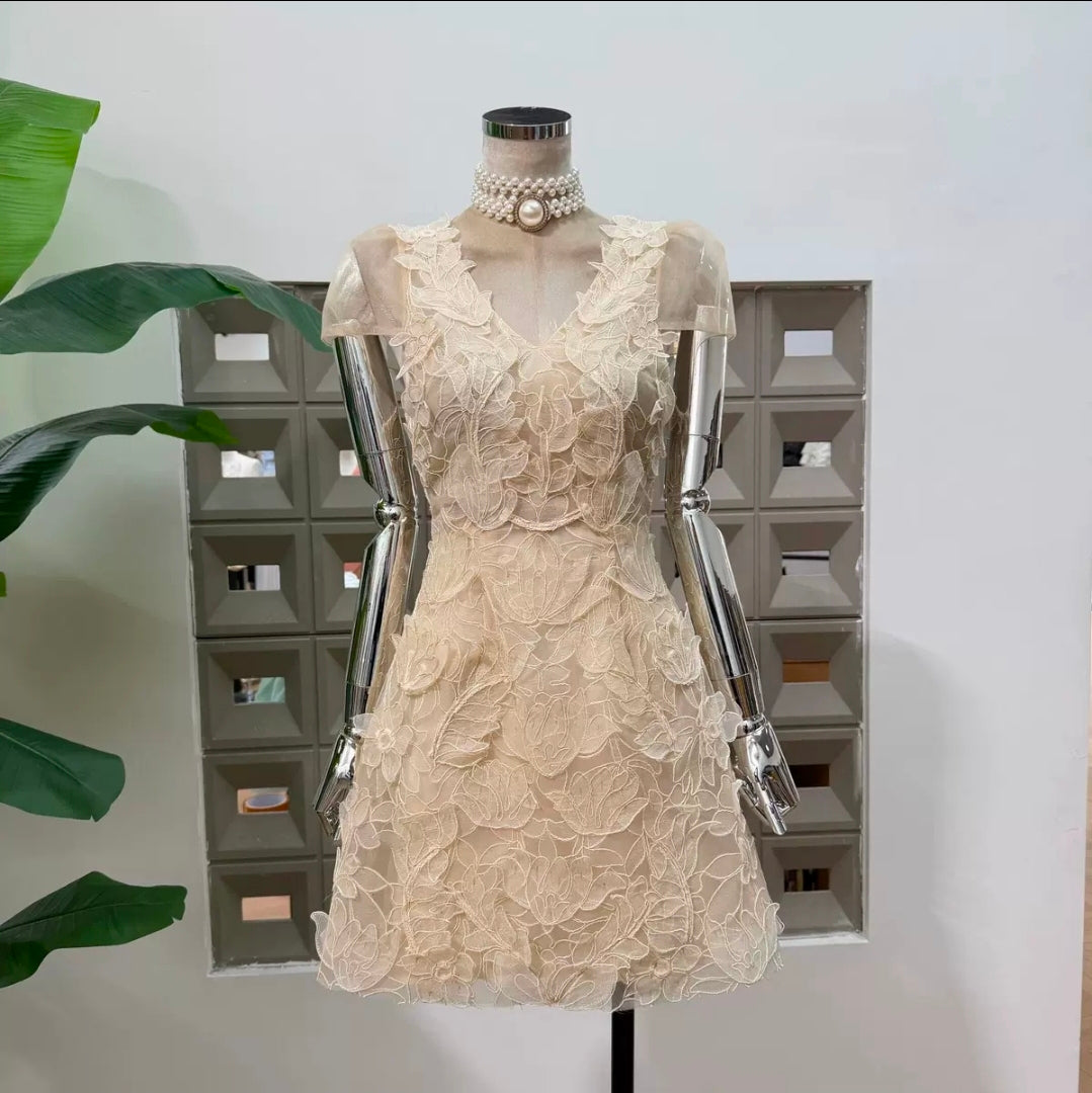 ELOWEN DRESS - IVORY