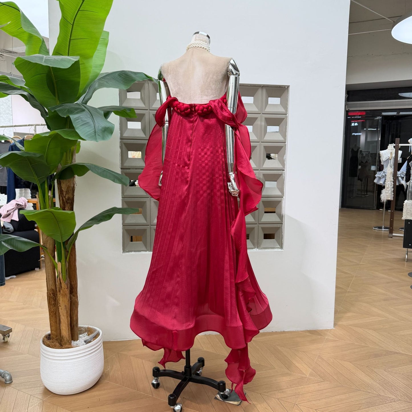 ELYSIAN PLEATED DRESS - RED