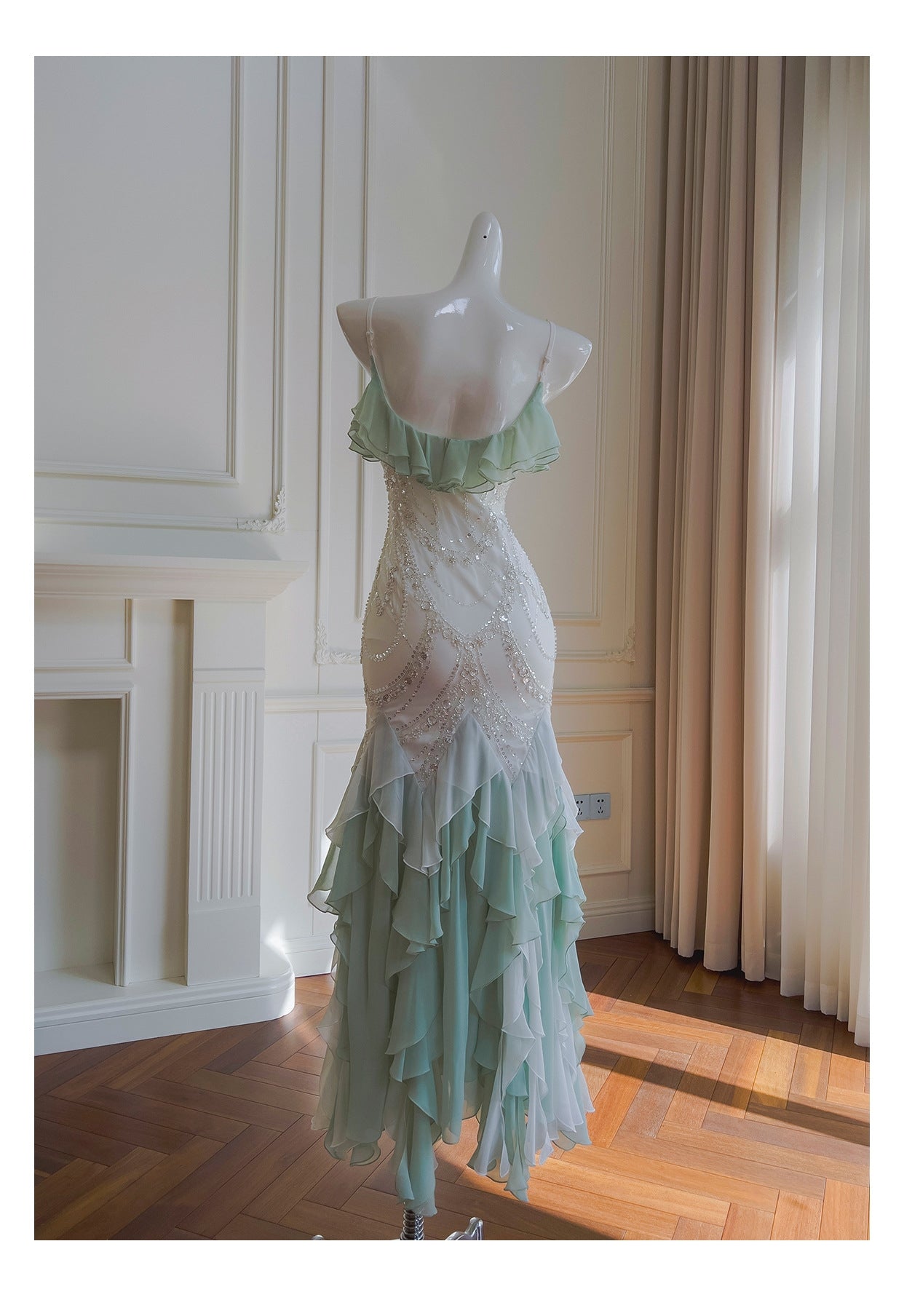CELESTIA RUFFLE DRESS