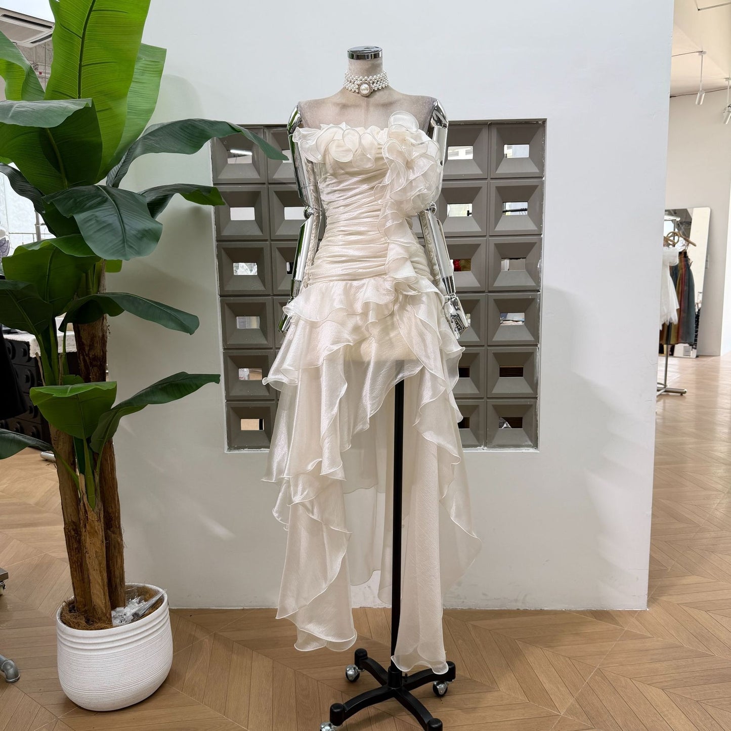 THE VERONA DRESS - IVORY