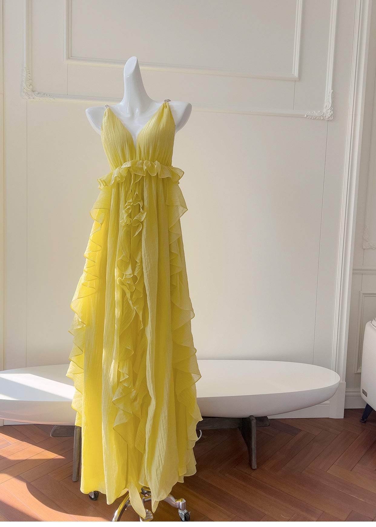 THE OCEAN MUSE DRESS - YELLOW