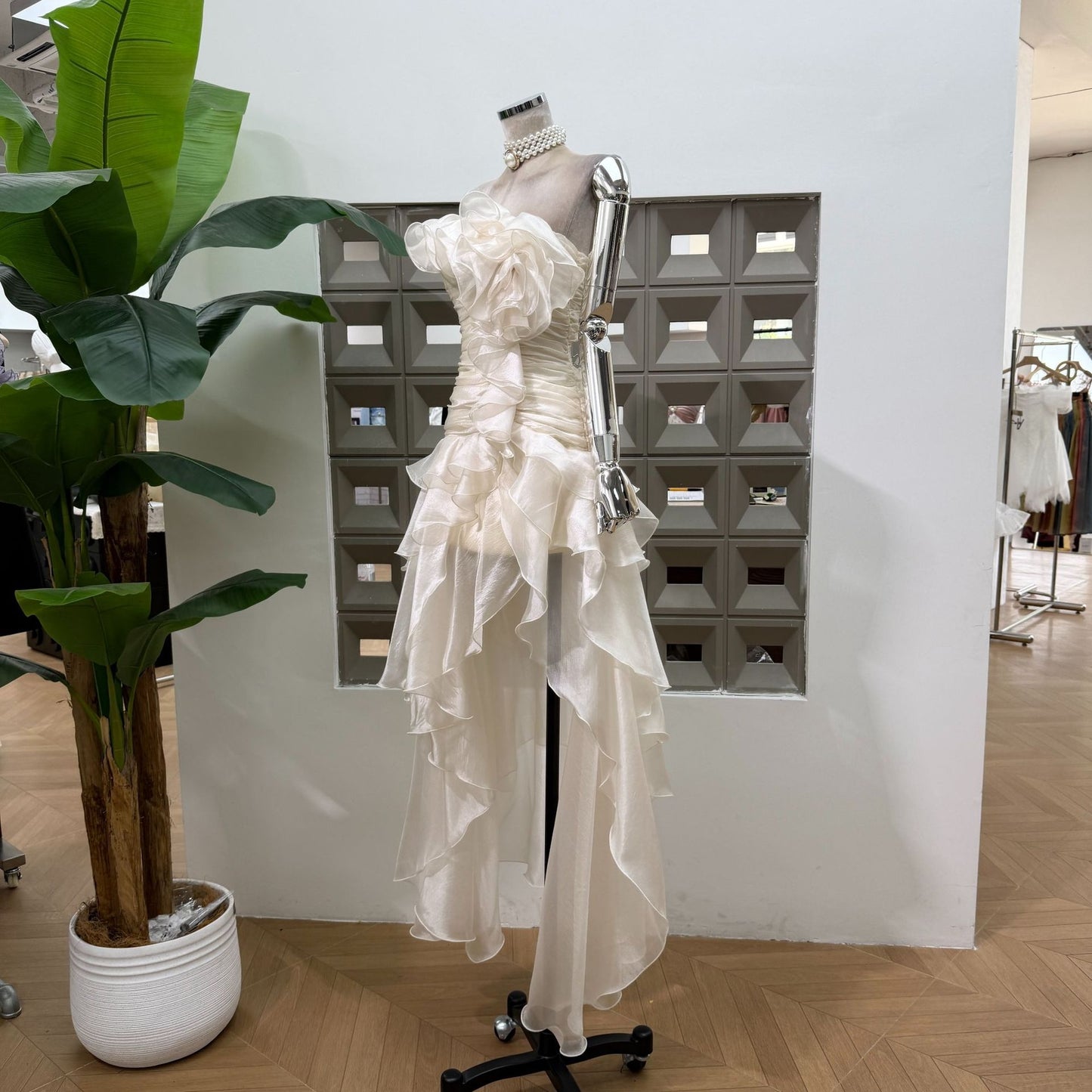 THE VERONA DRESS - IVORY