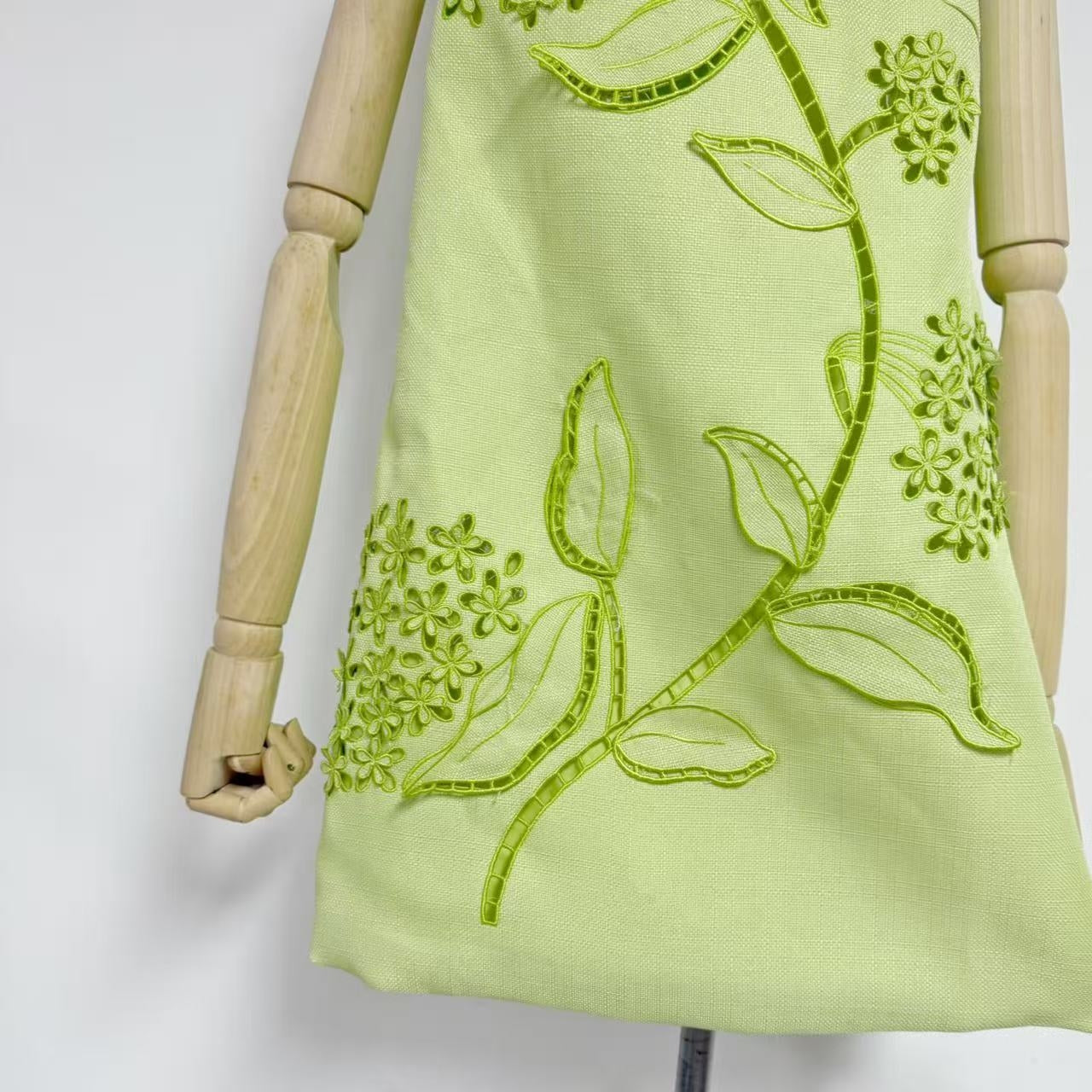 BOTANICAL MUSE DRESS - GREEN